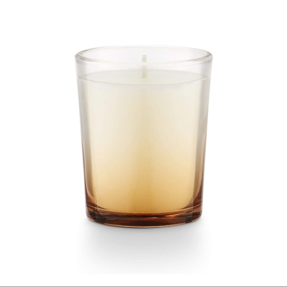 Anthropologie Other - Illume Sunny Kind of Love Adore Glass Candle 2.3oz